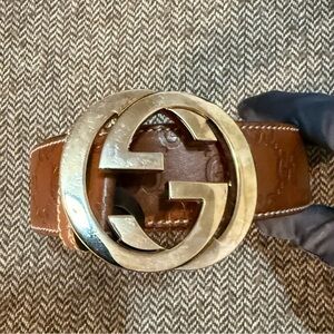 Gucci Men’s Camel Brown Belt with Silver Interlocking GG Logo Buckle